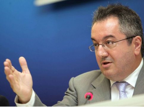 Μόσιαλος : «Οι επόμενοι τρεις μήνες είναι δύσκολοι αλλά είμαστε κοντά στο τέλος»