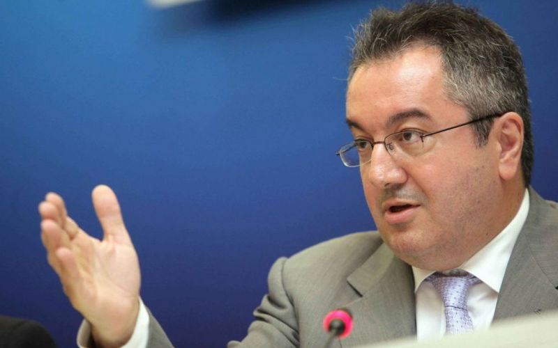 Μόσιαλος : «Οι επόμενοι τρεις μήνες είναι δύσκολοι αλλά είμαστε κοντά στο τέλος»