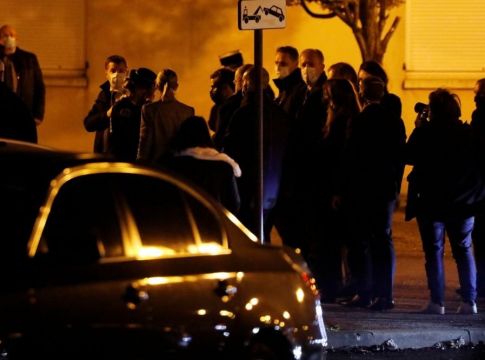 Γαλλία : 18χρονος αποκεφάλισε καθηγητή για σκίτσα του Μωάμεθ