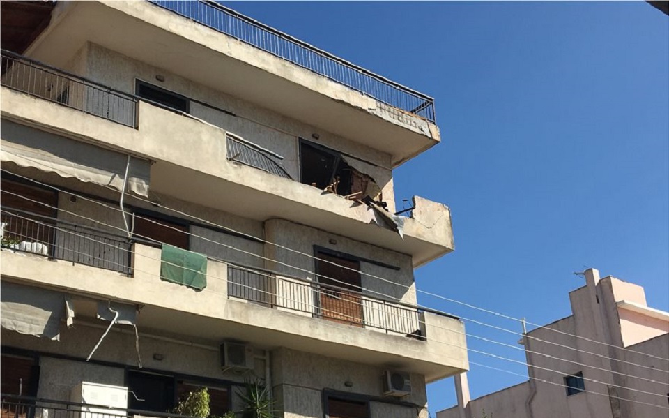 Κακοκαιρία : «Είχε τρυπήσει ο τοίχος του σπιτιού της 65χρονης» λένε αυτόπτες μάρτυρες