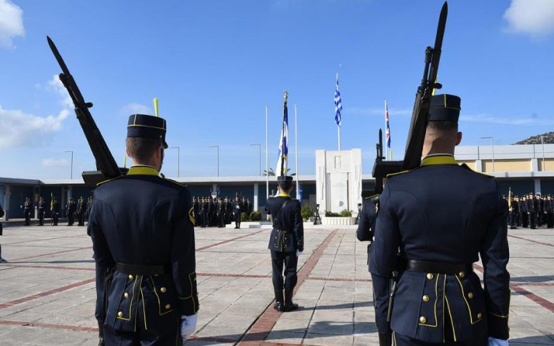 Συναγερμός στη Σχολή Ευελπίδων : Πληροφορίες για δεκάδες κρούσματα – Σε καραντίνα για δύο εβδομάδες