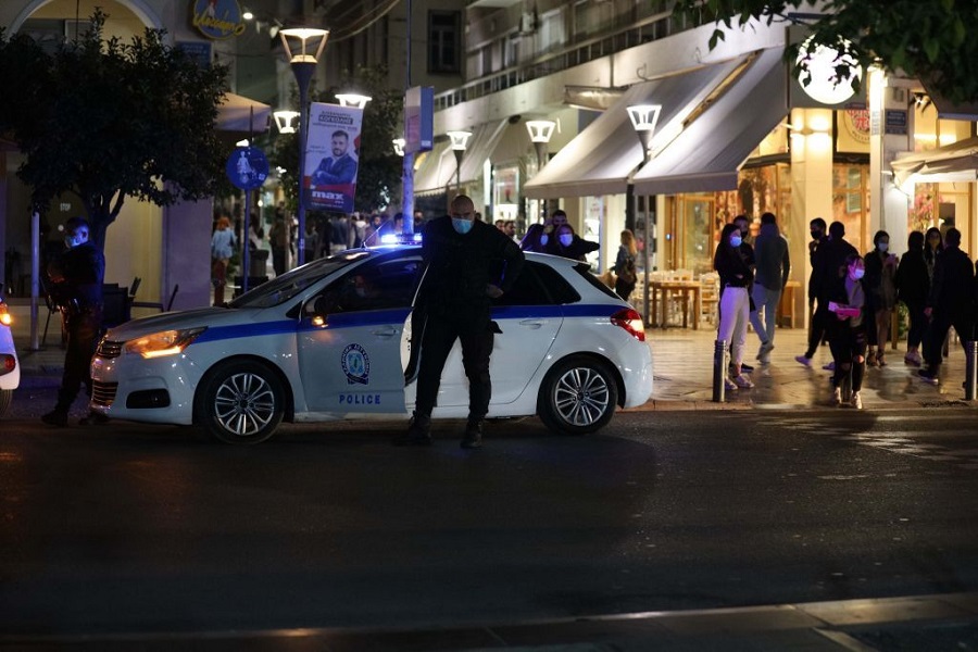 Απίστευτο : Αστυνομικοί «μπλόκαραν» ελέγχους… συναδέλφων τους σε μπαρ