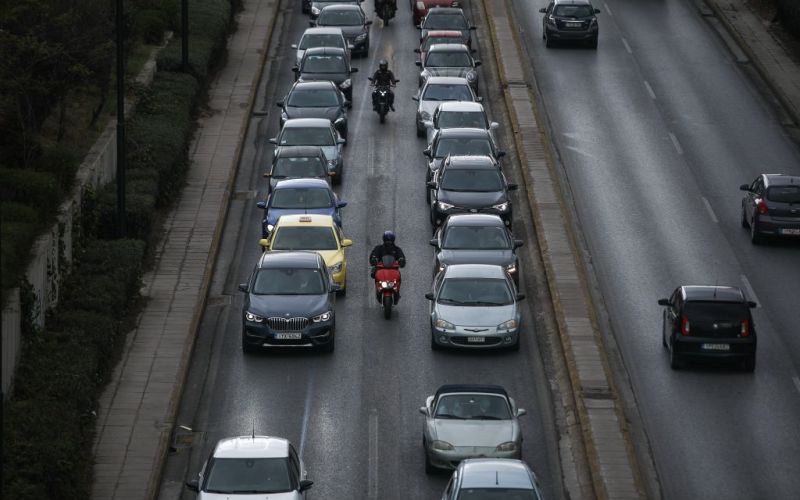 Κυκλοφοριακό «έμφραγμα» στους δρόμους της Αθήνας ενόψει lockdown