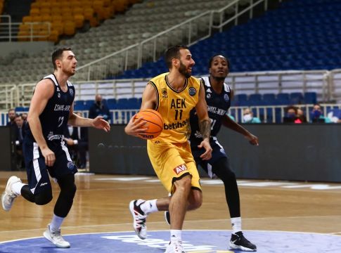 Πρόβλημα με Γιάνκοβιτς στην ΑΕΚ
