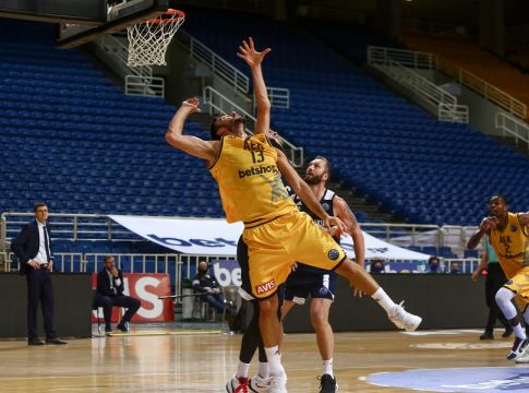 ΑΕΚ – Τσμόκι Μισνκ : Το εντυπωσιακό ανάποδο lay-up του Κατσίβελη (vid)