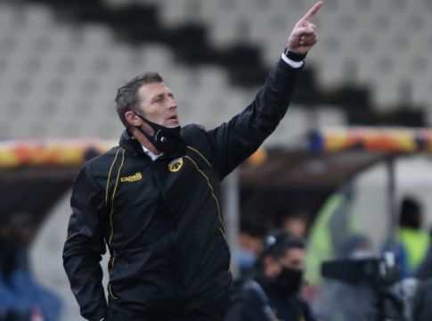 Όταν ο Μάσιμο Καρέρα δεν διαβάζει το μάθημά του…