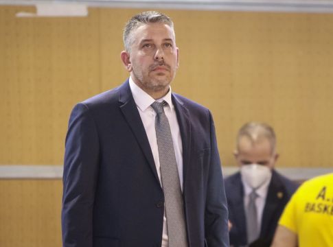 Παπαθεοδώρου : «Να τα δώσουμε όλα κόντρα στην Τσμόκι Μινσκ»