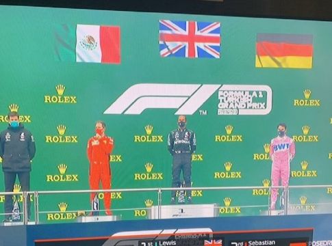 Formula 1 : Μπέρδεψαν τις σημαίες στο Γκραν Πρι της Τουρκίας (pic)