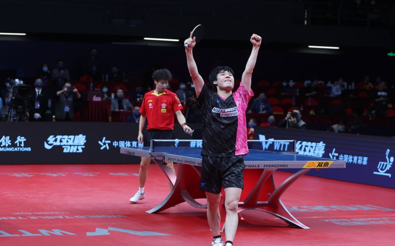 «Βόμβες» από τον Κορεάτη Γιανγκ στο ITTF Finals επιτραπέζιας αντισφαίρισης