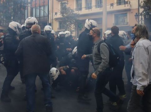Ένταση στο κέντρο της Αθήνας – Επεισόδια και προσαγωγές