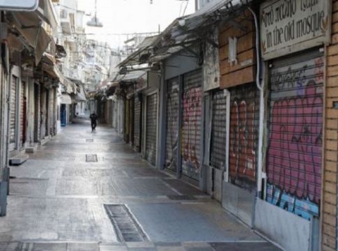 Κορωνοϊός : Φόβοι για 3.000 ημερήσια κρούσματα – Κερδίζει έδαφος το σχέδιο για κυλιόμενο lockdown;