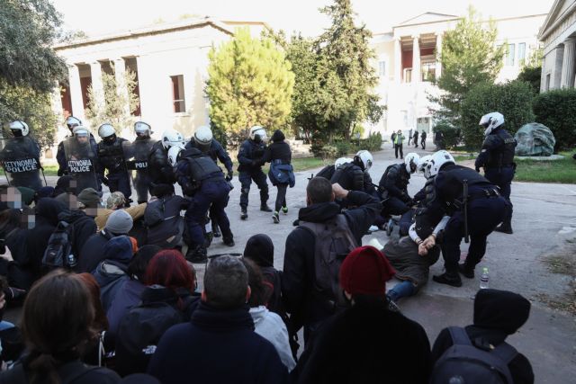 Πολυτεχνείο : Καταγγελίες για απαράδεκτες συνθήκες κράτησης των προσαχθέντων