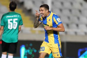 Ο Κλωναρίδης καθάρισε για τον ΑΠΟΕΛ (0-3)