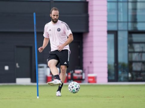 Ιγκουαΐν για Ρονάλντο : «Πάντα ήθελα να του μοιάσω»