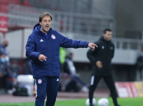 Μαρτίνς : «Επηρεασμένος ο διαιτητής, σφύριζε υπέρ της Άρσεναλ» (vid)