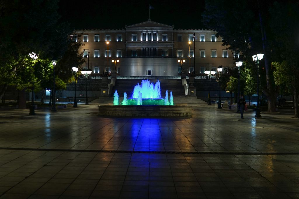 Lockdown και μετά τις 30 Νοεμβρίου – Το σχέδιο για τα Χριστούγεννα