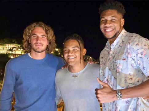 Τσιτσιπάς : «Έτσι εμπνεύστηκα από τις συναντήσεις μου με τον Αντετοκούνμπο»