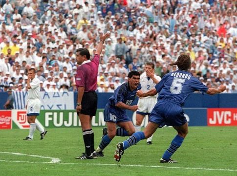 Η Ελλάδα και το τελευταίο γκολ του Μαραντόνα (vids)