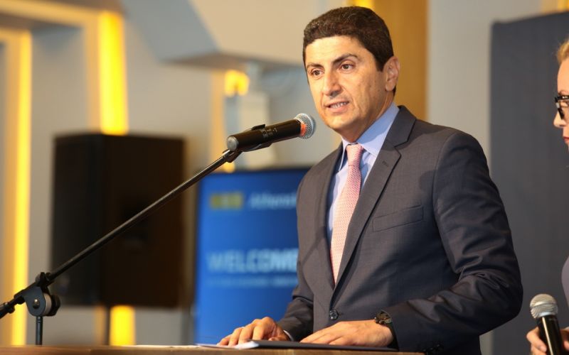 Αυγενάκης : «Παρουσιάζεται η Ολιστική Μελέτη, αλλάζει το ελληνικό ποδόσφαιρο»