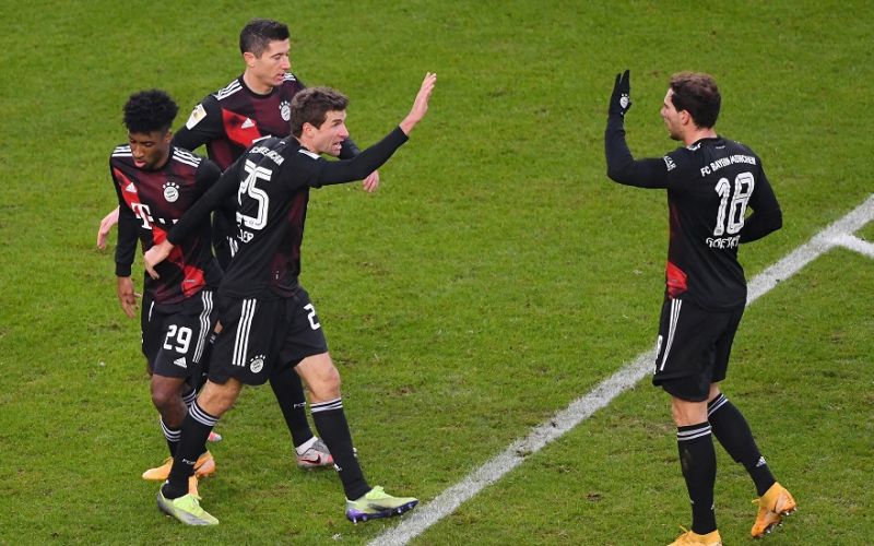 Bundesliga : Τρίποντο με ανατροπή η Μπάγερν, σόκαρε την Ντόρτμουντ η Κολωνία (vids)
