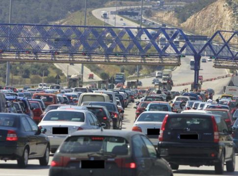 Lockdown : Δυσάρεστη έκπληξη για όσους έφυγαν από την Αθήνα – Έρχονται τσουχτερά πρόστιμα