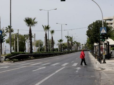 Lockdown : Όλα τα μέτρα για μαγαζιά, σχολεία, SMS και μετακινήσεις εκτός νομού