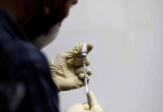 Μόσιαλος : Πώς ανακαλύψαμε τόσο γρήγορα εμβόλια για τον κορωνοϊό