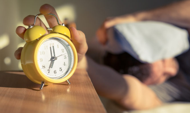 Δυσανία : Αν δυσκολεύεσαι να σηκωθείς απ’ το κρεβάτι το πρωί, τότε αυτό έχεις