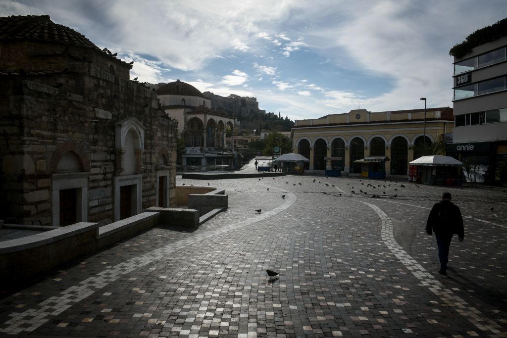 Παράταση του lockdown ζητά το 76% της νέας δημοσκόπησης – Πώς κρίνουν τους κυβερνητικούς χειρισμούς