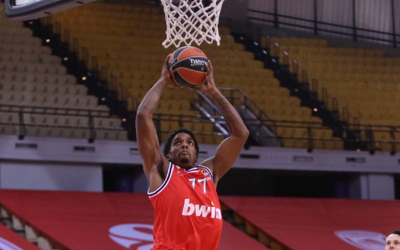 Euroleague : Με ΜακΚίσικ και Παπαγιάννη το top10 της 8ης αγωνιστικής (vid)