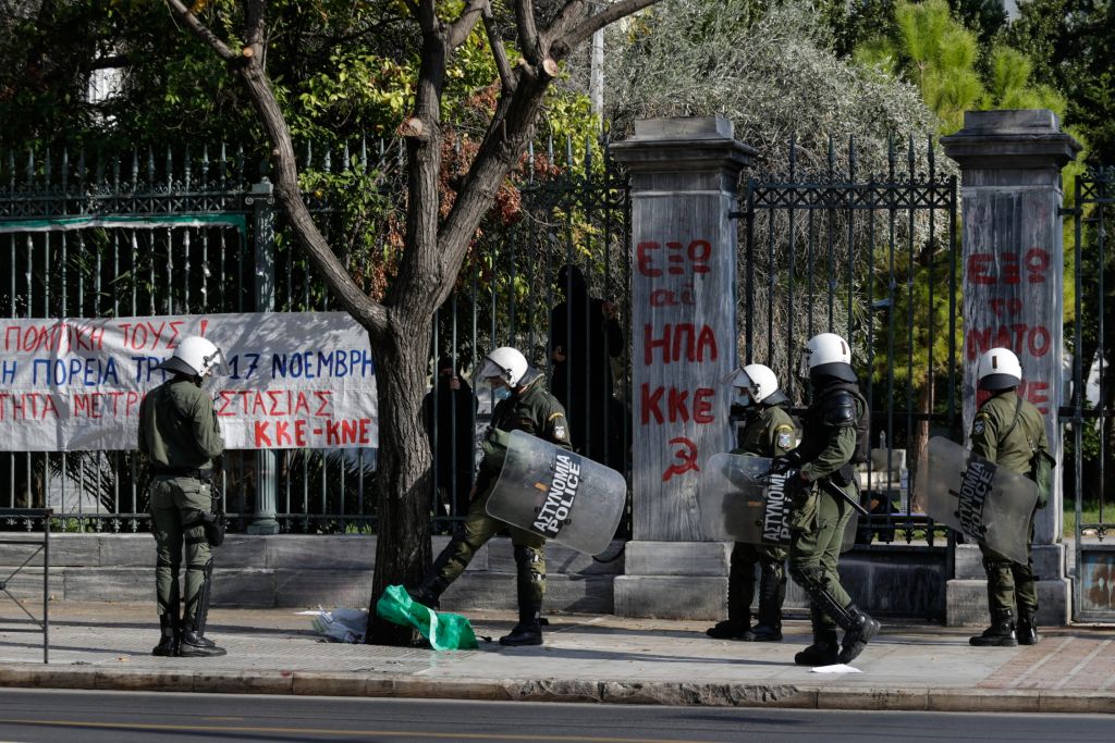 Πολυτεχνείο : Με απαγόρευση συναθροίσεων και πολιτικές εντάσεις η επέτειος