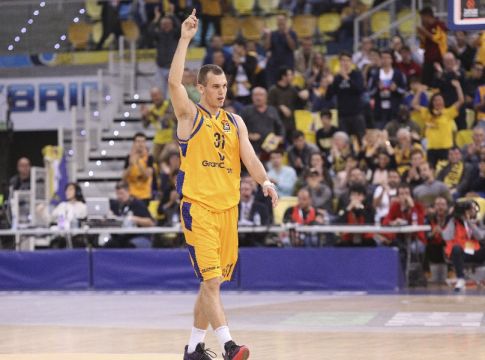 Η Euroleague θα κρίνει τη συμμετοχή του Ραντίσεβιτς με την εθνική Σερβίας