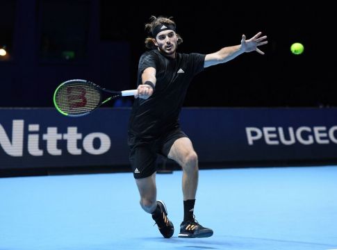 Εχασε τη «μάχη», αλλά όχι τον «πόλεμο» ο Τσιτσιπάς