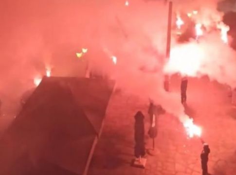 Ηρακλής : Με πυρσούς γιόρτασαν οι οπαδοί τα 112α γενέθλια της ομάδας (vids)