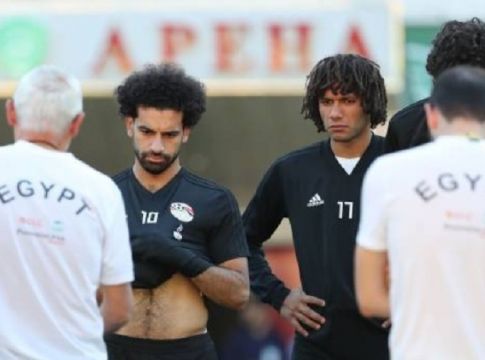 Παραμένουν θετικοί οι Σαλάχ και Ελνενί