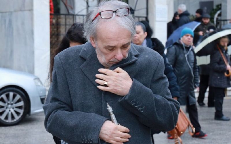 Άσχημο «χτύπημα» Παπανώτα σε Μικρούτσικο