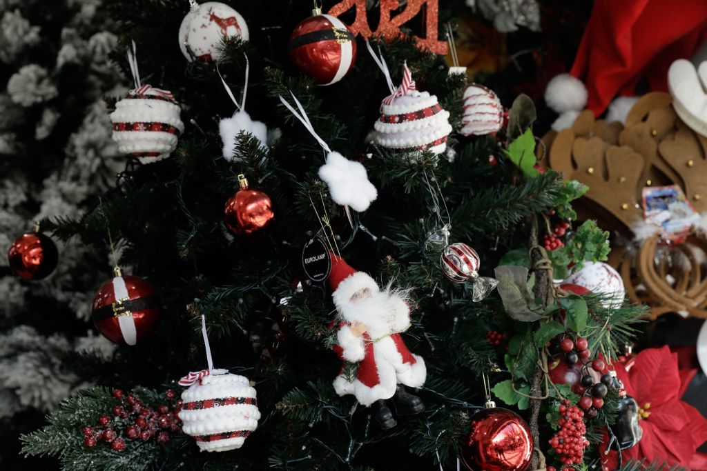 Λιανεμπόριο μόνο με click away – Αντιδράσεις για το μερικό άνοιγμα