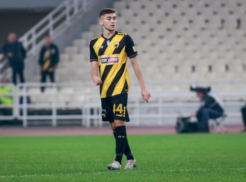 «Η Ζελέζνιτσαρ θέλει δανεικό τον Σαμπανάτζοβιτς»