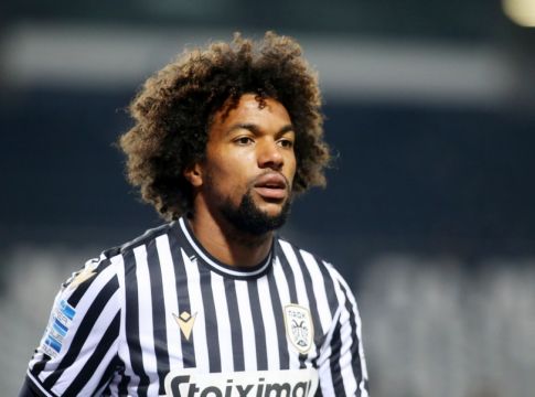 Το δίλημμα του Λουτσέσκου για την πρεμιέρα