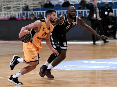 LIVE : ΑΕΚ – ΠΑΟΚ 85-84 (Τελ.)