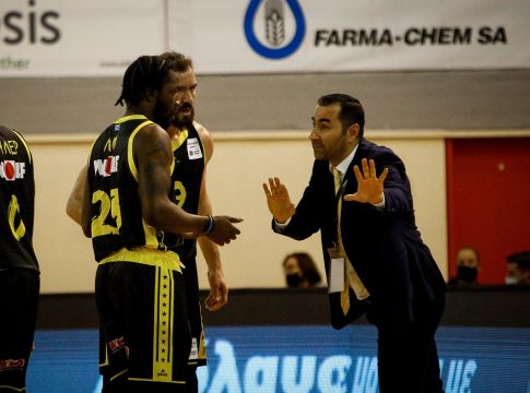 Καμπερίδης : «Τα παιδιά έδειξαν προσωπικότητά τους»