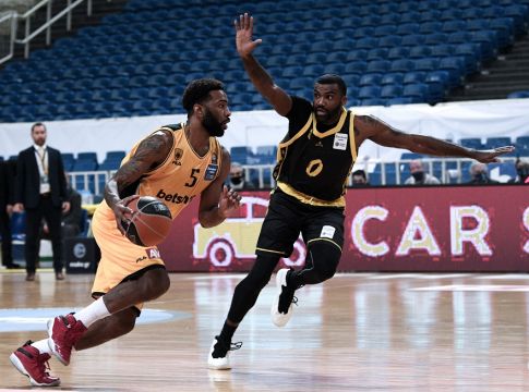 ΑΕΚ – Άρης 84-67 (vid)