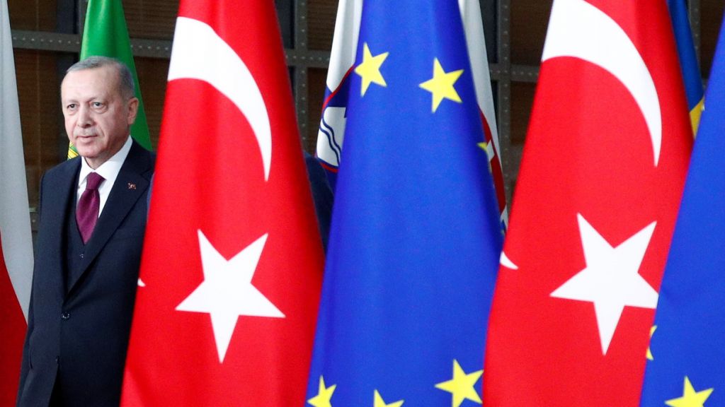 Σφίγγει ο κλοιός για τον Ερντογάν λίγο πριν τη Σύνοδο Κορυφής της ΕΕ – Τι δείχνει η επίθεση Πομπέο κατά της Τουρκίας