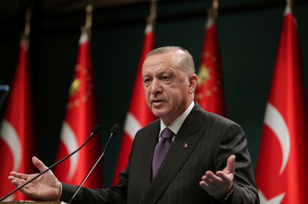 Νέες προκλήσεις Ερντογάν : «Προσπαθούν να κάνουν τη χώρα μας να γονατίσει – Δεν θα μας σταματήσουν»