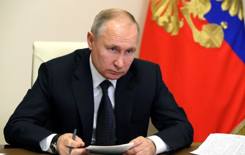 Ο πρόεδρος Πούτιν αποφάσισε να εμβολιαστεί κατά του COVID-19