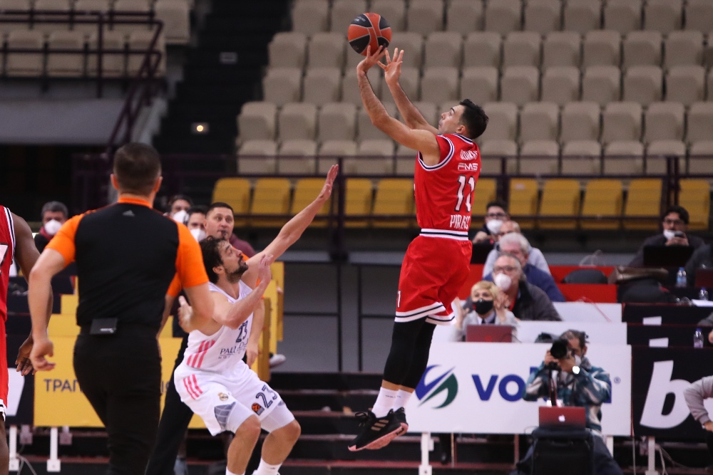 Ολυμπιακός – Ρεάλ Μαδρίτης : Τα τελευταία 30 δευτερόλεπτα της κανονικής διάρκειας (vid)