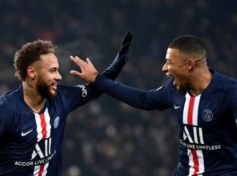 Ενοχλημένος ο Νεϊμάρ : «Η Παρί παίζει σε άλλο άθλημα»