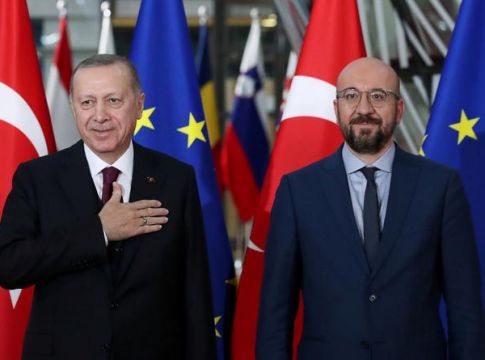 Ερντογάν : Ζητά συνομιλίες με την ΕΕ και διαπραγματεύσεις… με την Ελλάδα
