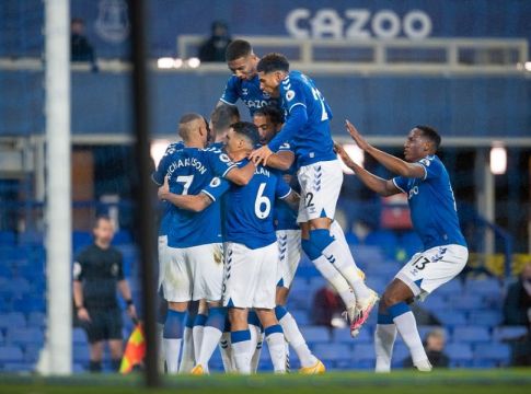 Έβερτον – Άρσεναλ 2-1 : «Καλπάζει» η Έβερτον, κατρακύλα δίχως τέλος για την Άρσεναλ