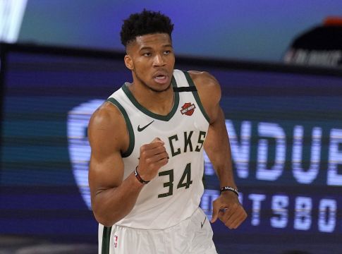 Αντετοκούνμπο : Θα βγάζει 11.600 δολάρια το λεπτό! (pic)